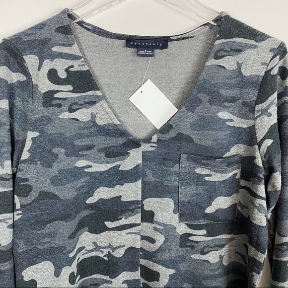 Sanctuary NWT Camo Pocket Long Sleeve V-Neck Top - Picture 3 of 8